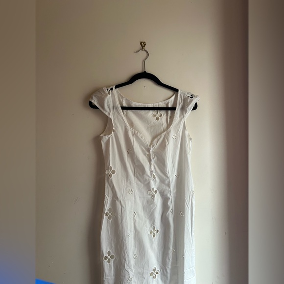 White eyelet dress - Picture 7 of 8